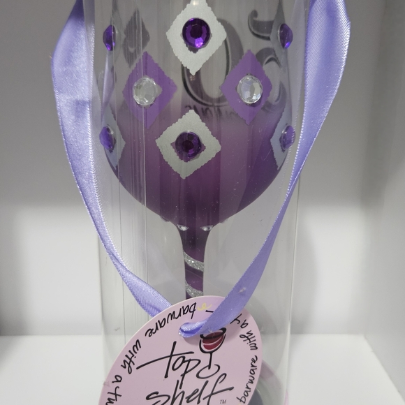 50 and Fabulous Birthday Wine Glass - Picture 2 of 2